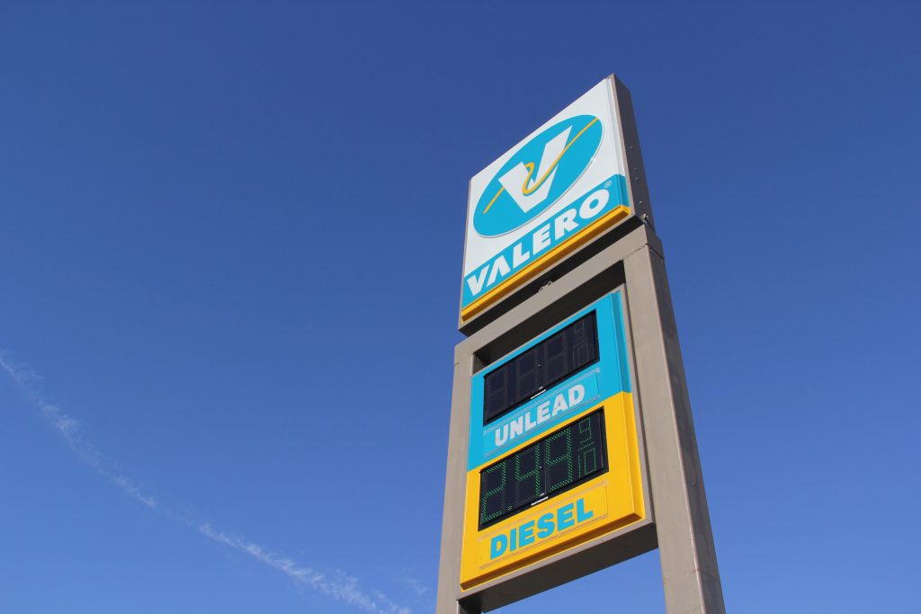 Valero Vacuum Formed Pylon with LED Illuminated Digital Price Board