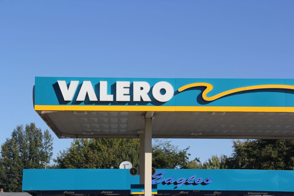 Valero Custom Channel Lettering Exterior Sign