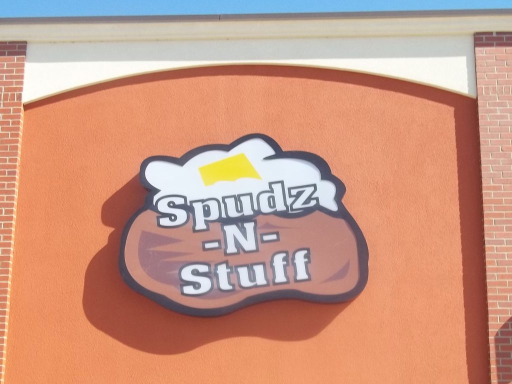 Spudz n Stuff Exterior Sign